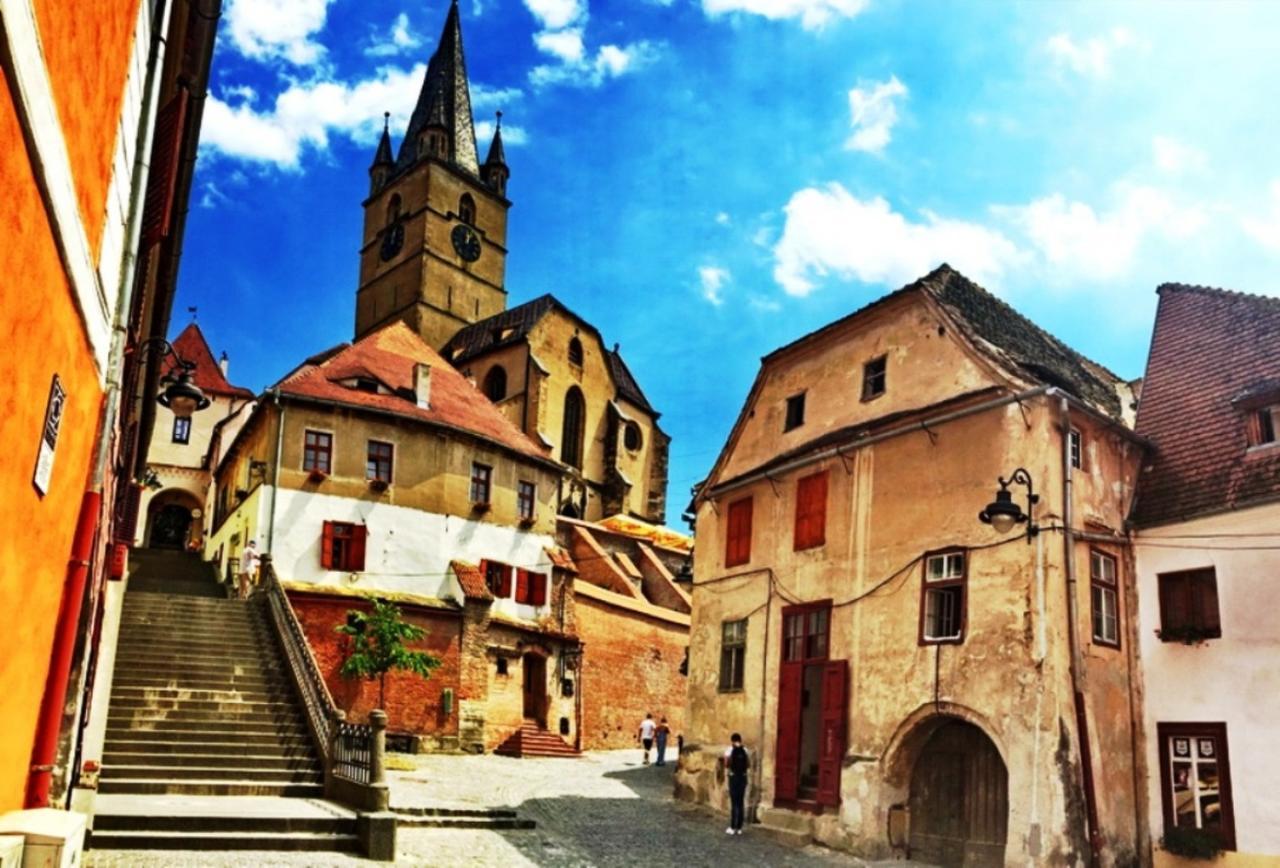 Crown Jewels Centre Sibiu Διαμέρισμα Εξωτερικό φωτογραφία
